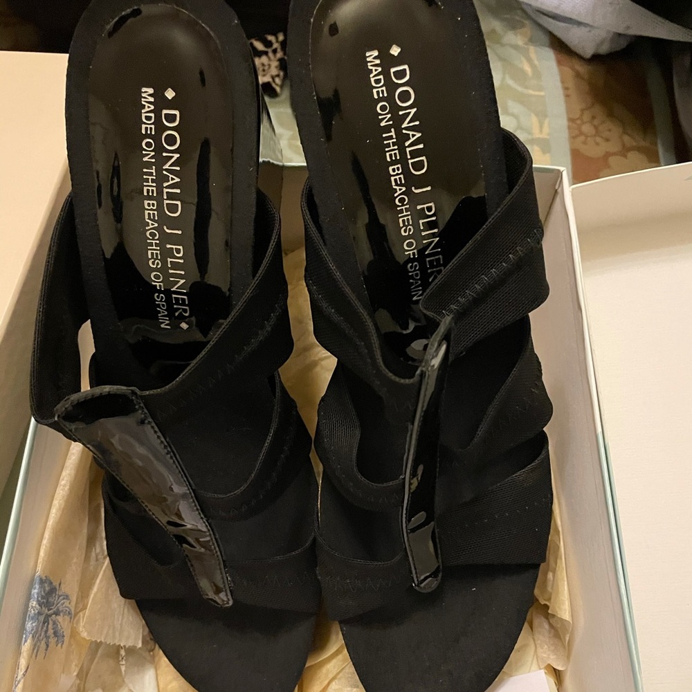 Donald J. Pliner Belle Wedge Sandals